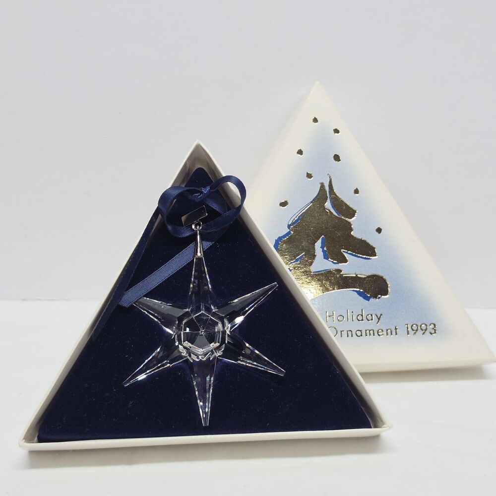 SWAROVSKI 1993 STAR CRYSTAL CHRISTMAS ORNAMENT in Original Box Snowflake